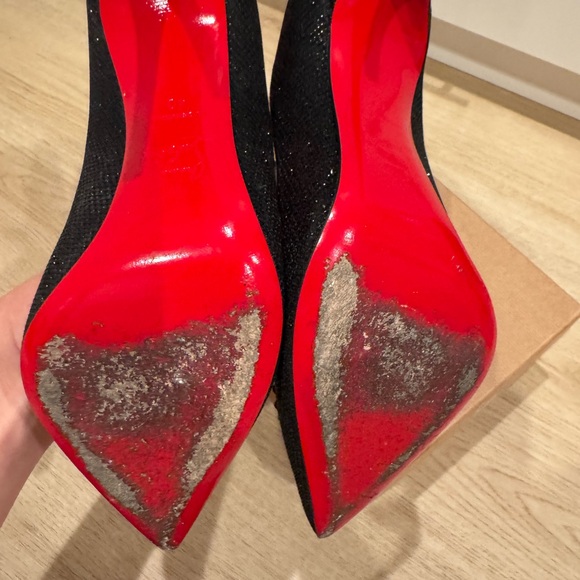 Christian Louboutin heart stud heels size 40 mint coralta 100 heels - Picture 6 of 7